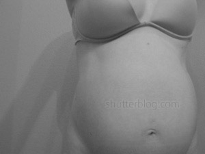 [self portrait 28 weeks into my pregnancy]